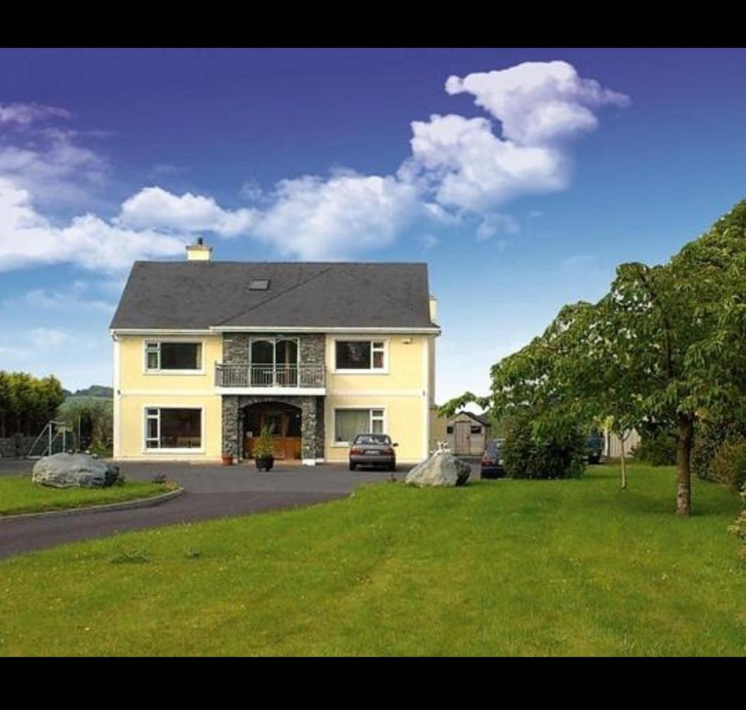 Dunn Court House Woodford (Kerry) Exterior photo